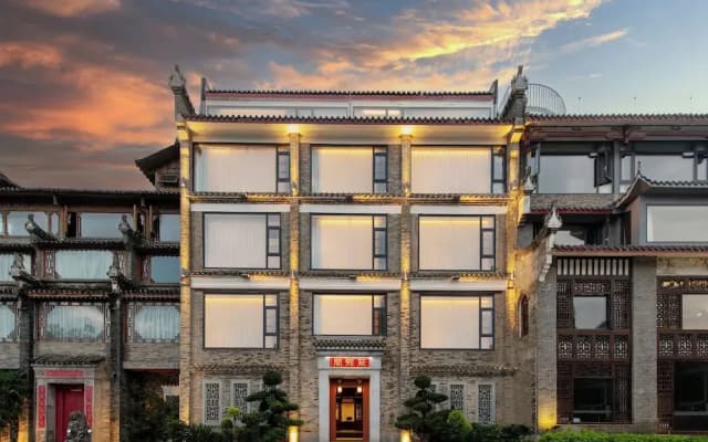 Hidden Dragon Villa