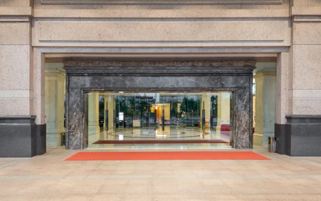 Crowne Plaza Zhanjiang