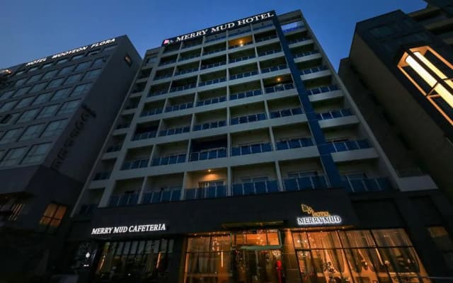 Hotel Merrymud