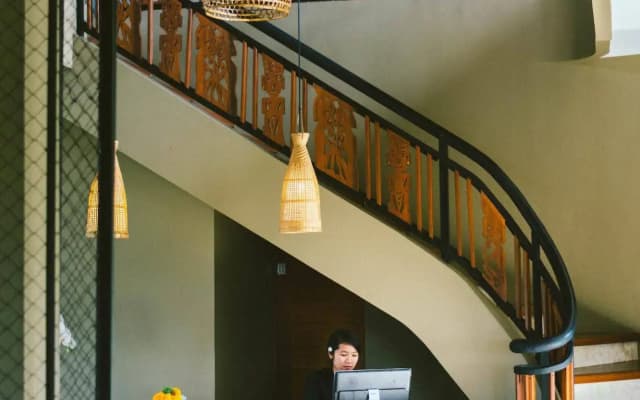 Honai Resort