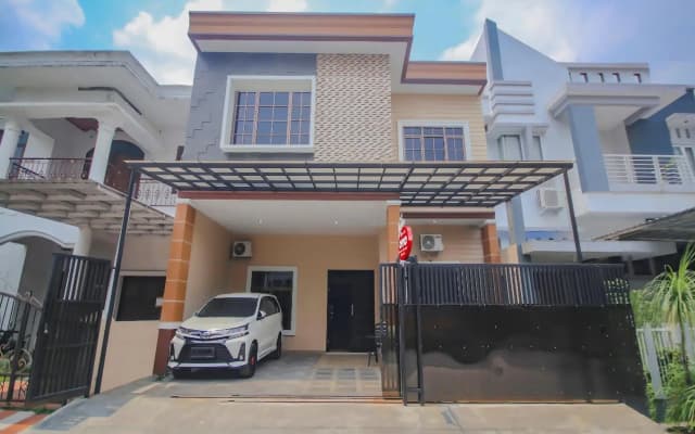 OYO 90338 Rumah Yasmin Syariah