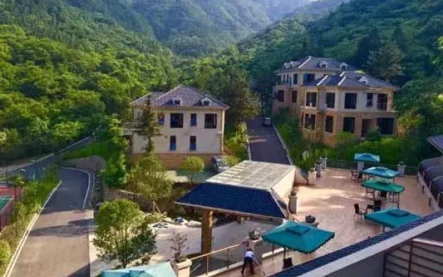 Tiantangzhai Holiday Hotel