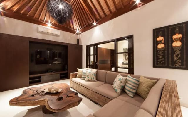 Amalika Luxury Private Pool Villa