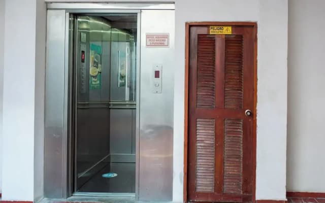 Hotel Aquarius