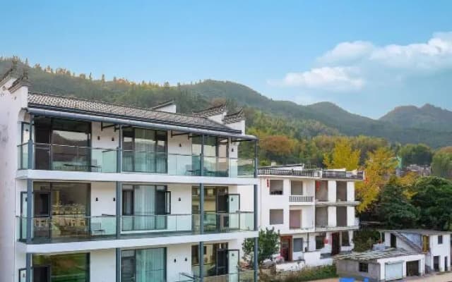 Wuyuan Ruyou Courtyard Hotel(Huangling Scenic Area Branch)