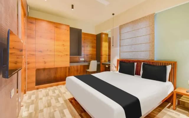 Abssolute Homtel - Rooms and Suites