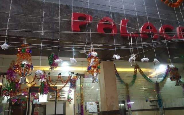 Hotel Udhav Palace
