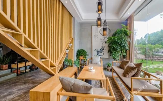 Yueming Xiaoyuan Hostel