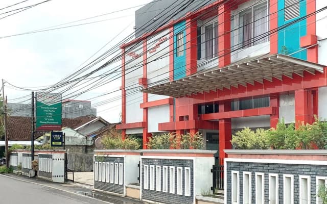 Urbanview Hotel Niraz Banjarmasin by RedDoorz
