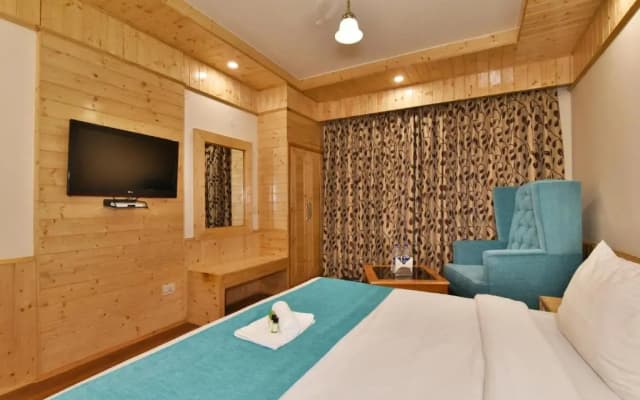 Hotel Himgiri Manali