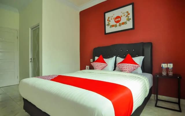 Hotel O near Transmart Padang formerly Sulaiman Residence