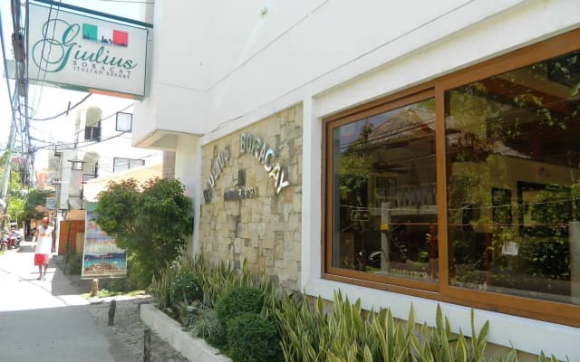 Giulius Boracay Italian Resort