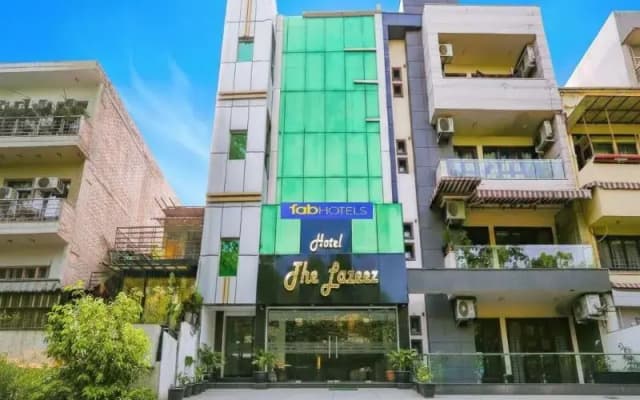 Fabhotel The Lazeez