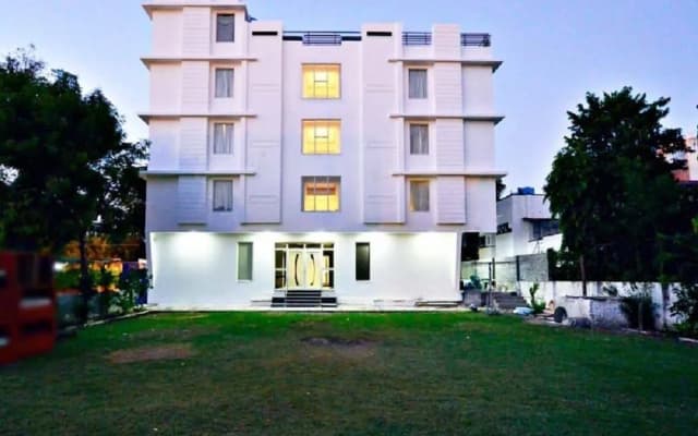Hotel mukund villas