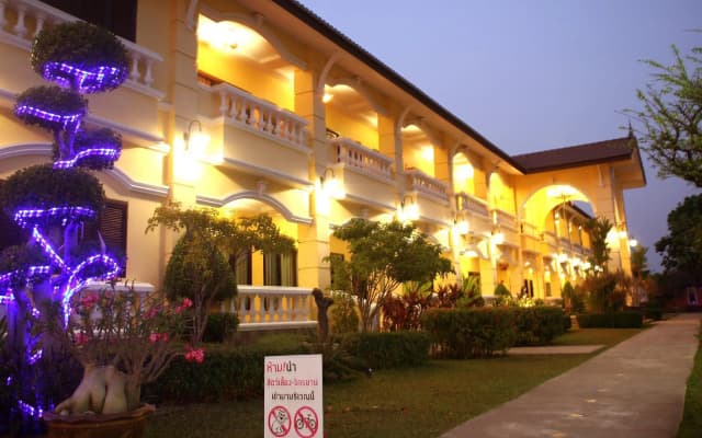 Park & Pool Resort
