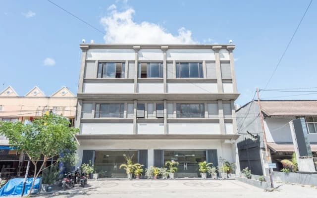 Airy Siranindi Sis Al Jufri 17 Palu