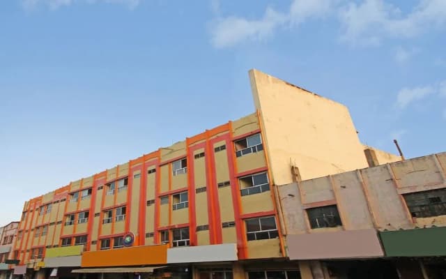OYO 18591 Hotel Samrat