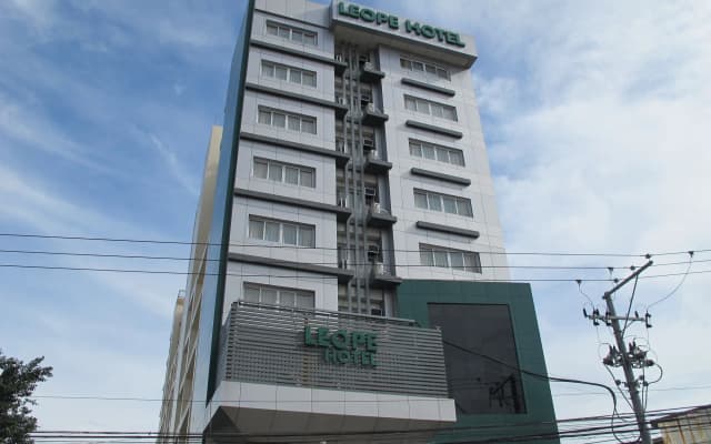 Leope Hotel