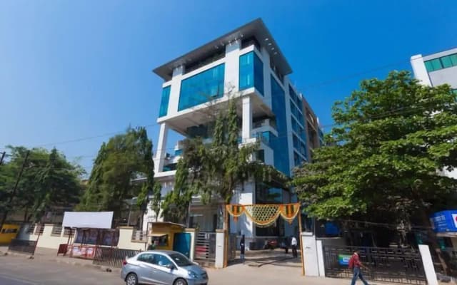 Hotel Satkar Grande