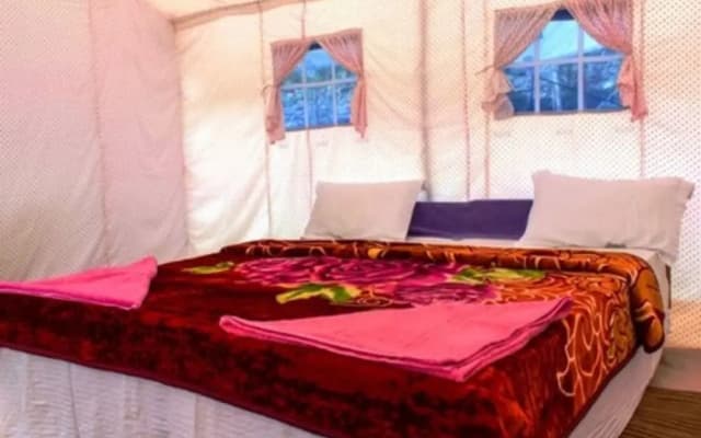 TIH Julley World Camp