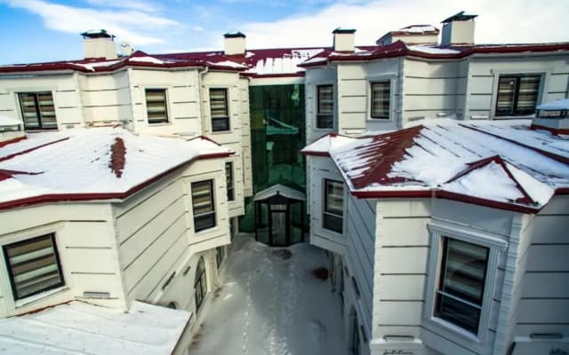 Kars-i Sirin Hotel