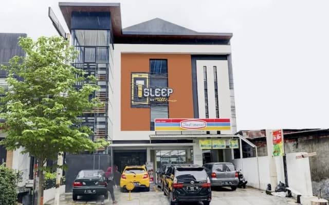 OYO 94728 Isleep Ciwalk