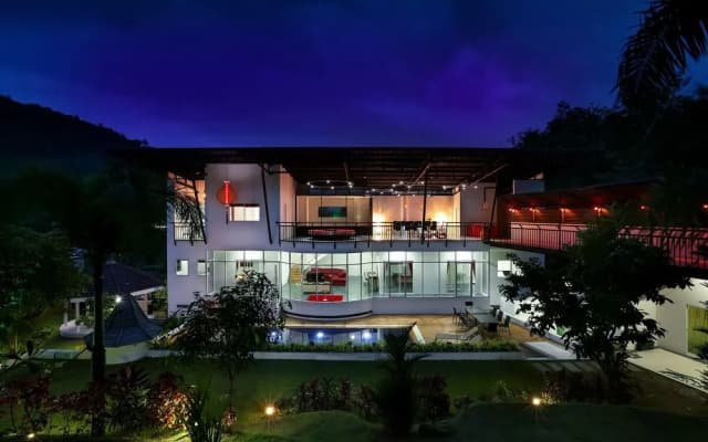 Villa Nap Dau 8 Bedrooms