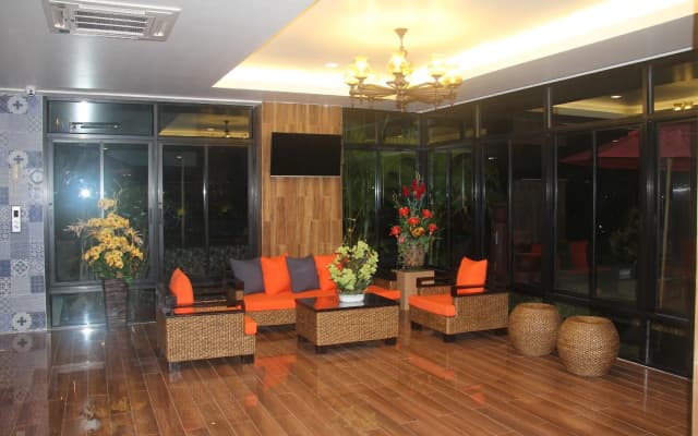 Tawan Anda Garden Hotel