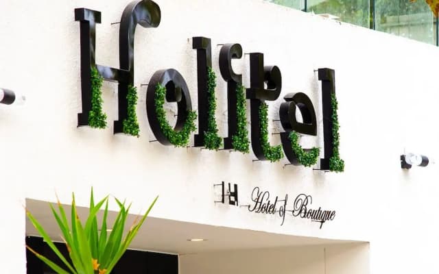 Holitel