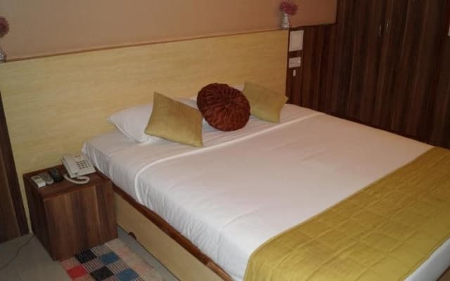 Hotel Badami Court