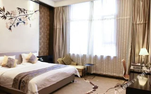 Junhao Bozun Hotel