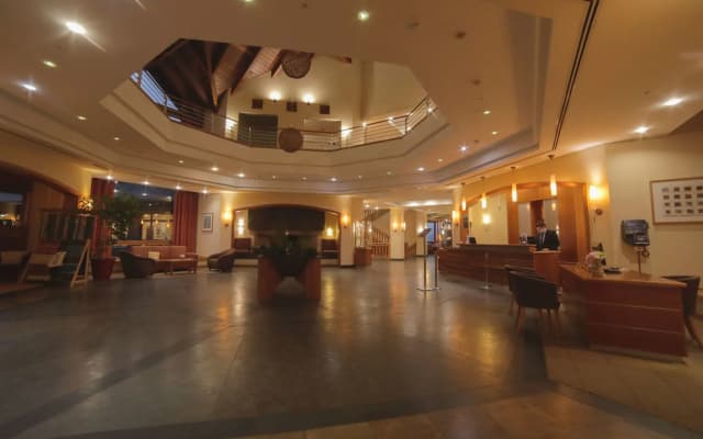 Park Lake Luxury Hotel