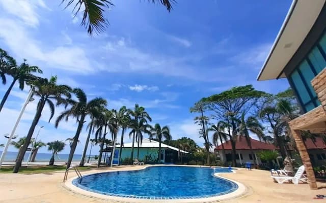 Chaolao Sea Breeze Resort