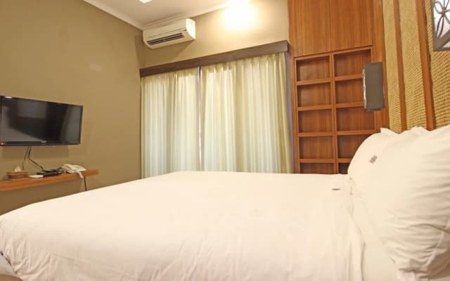RedDoorz Plus @ Rumah Kandjani