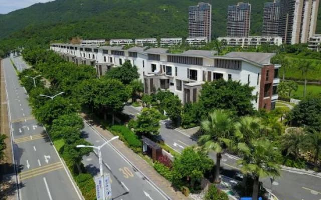 Q Jia · Pinyi Villa (Yangjiang Hailing Island Shili Yintan Store)