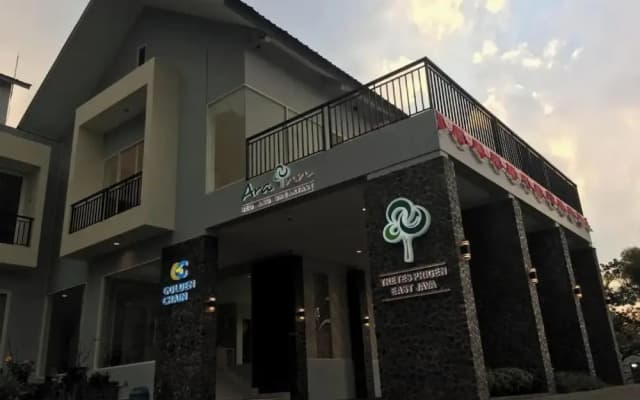 Arainn Bed And Breakfast Tretes Prigen by ecommerceloka