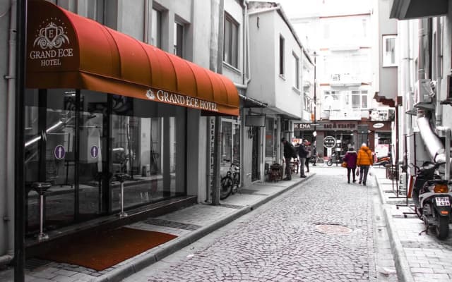 Grand Ece Otel