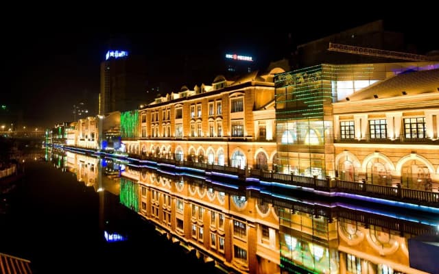 Erwan Hotel (Chuhe Hanjie)