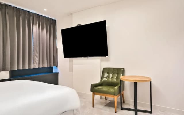 Hotel Daily