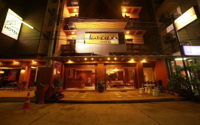 Lotus Hotel Patong