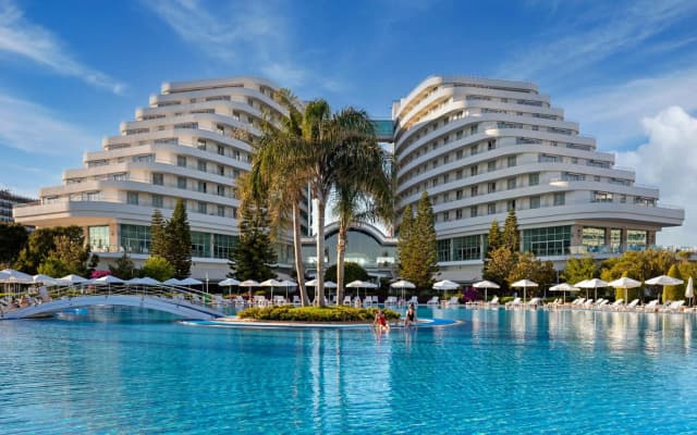 Отель Miracle Resort - All Inclusive