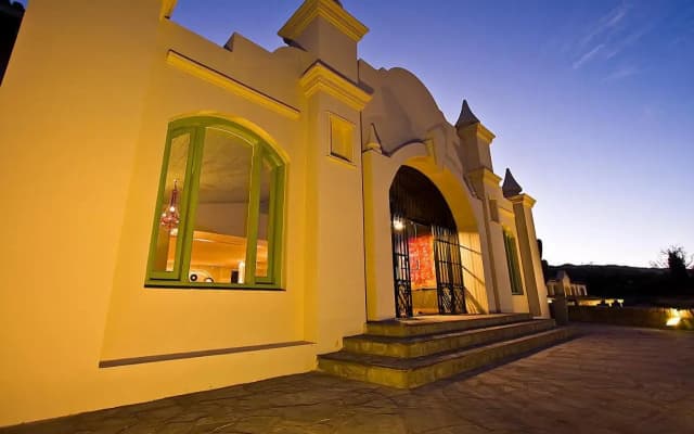 Hotel Huacalera
