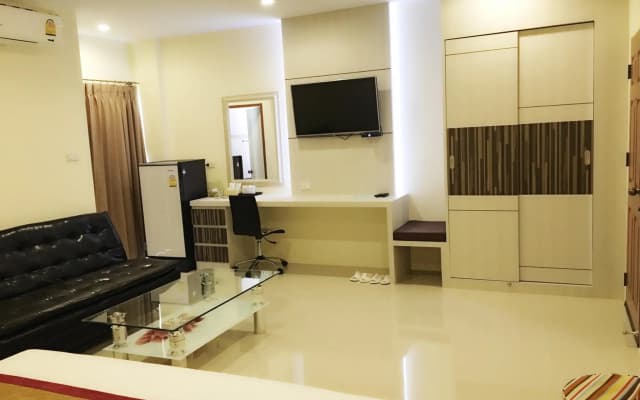 Chansuda Lake View Hotel