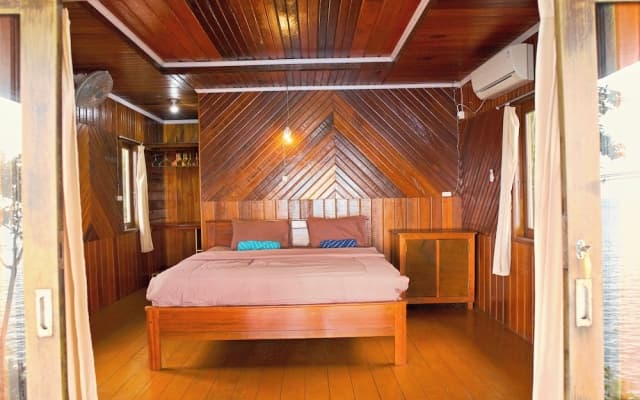 Maratua Guesthouse