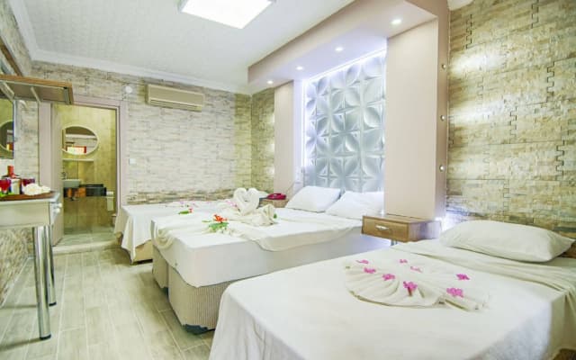 Garden Ruya Hotel