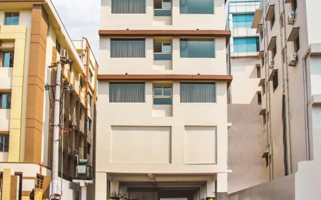 Treebo PL Grand, Vishakapatnam