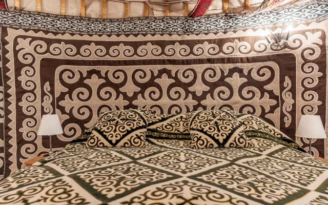 Этнодеревня Oi-Qaragai (Ой-Карагай)