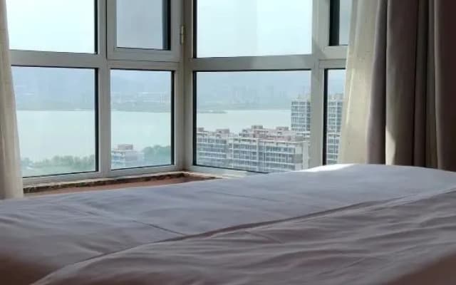 Mint Boutique Hotel (Taiyuan Red Lantern Stadium Jinyang Lake Branch)
