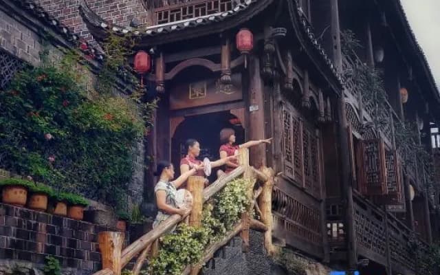 Xuanyuan Viewing Courtyard B&B (Furong Town Scenic Area Branch)