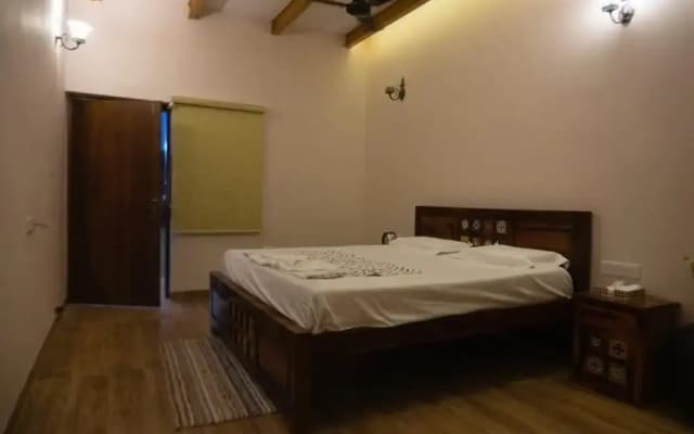 Sultanpur Resorts